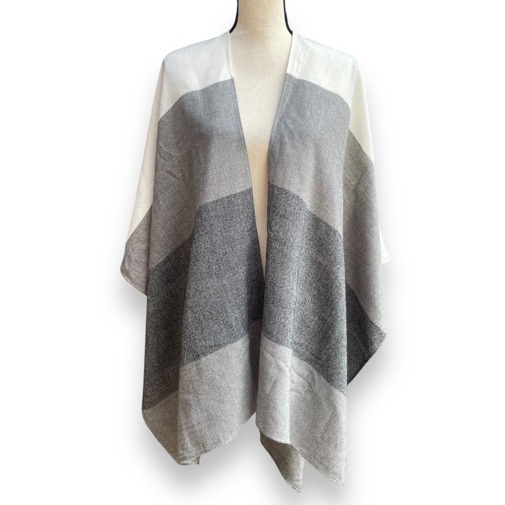 MERSEA Women's Grey White Colorblock Wrap Poncho One Size‎ Open Front Shawl
